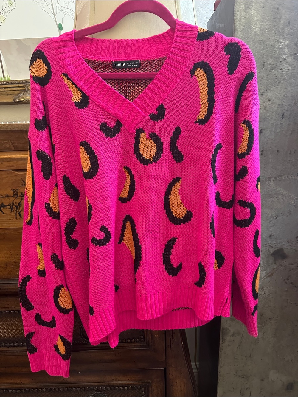SHEIN Hot Pink V-Neck Leopard Print Sweater with Black and Mustard Spots